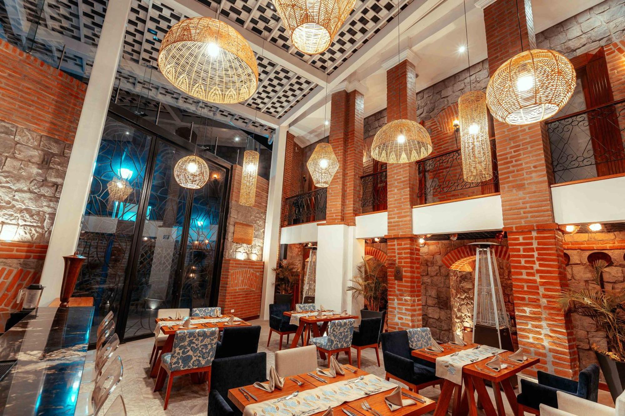 Hotel Otavalo Hotel 5*
